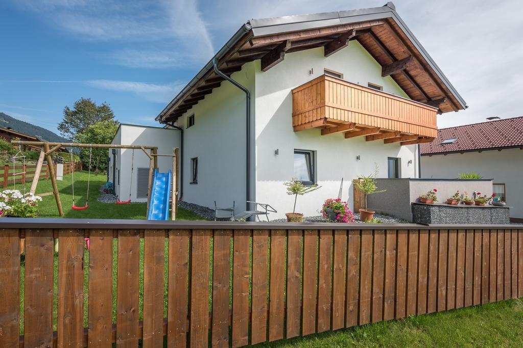 Apartamento Haus Moesenlechner Maishofen Exterior foto