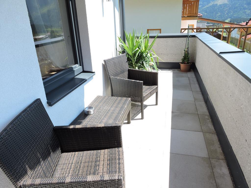 Apartamento Haus Moesenlechner Maishofen Exterior foto